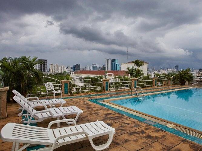 Royal Suite Hotel Bangkok