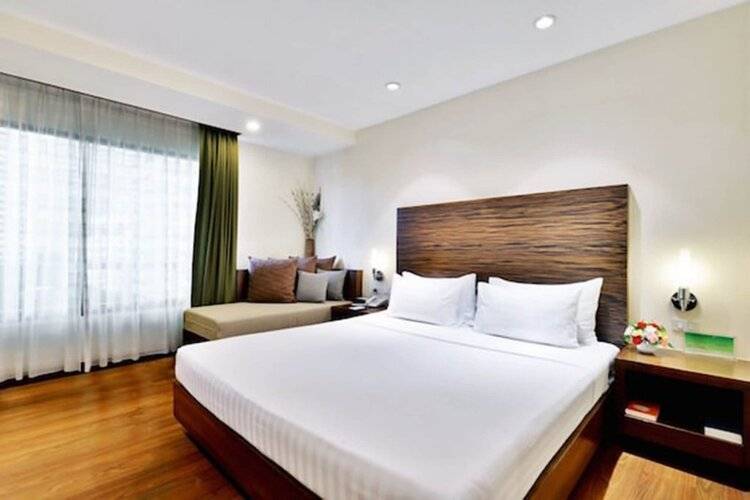 St James Hotel