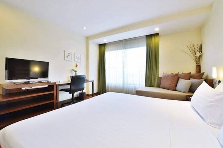 St James Hotel