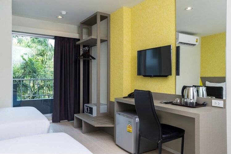 Zircon Hotel