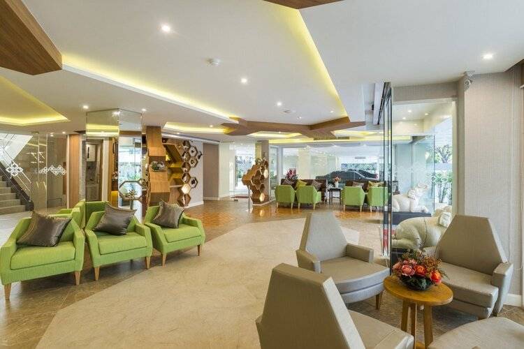 Zircon Hotel