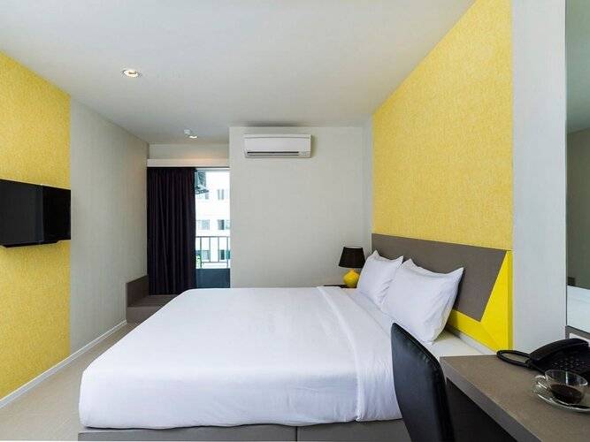 Zircon Hotel