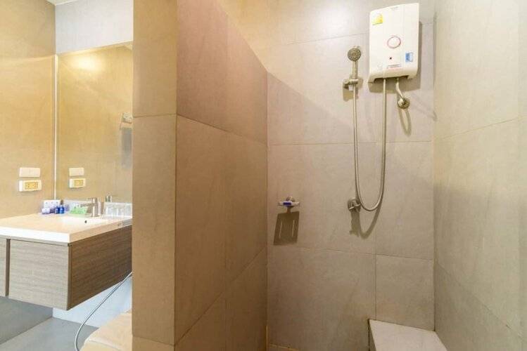 iCheck inn Skyy Residence Sukhumvit 1