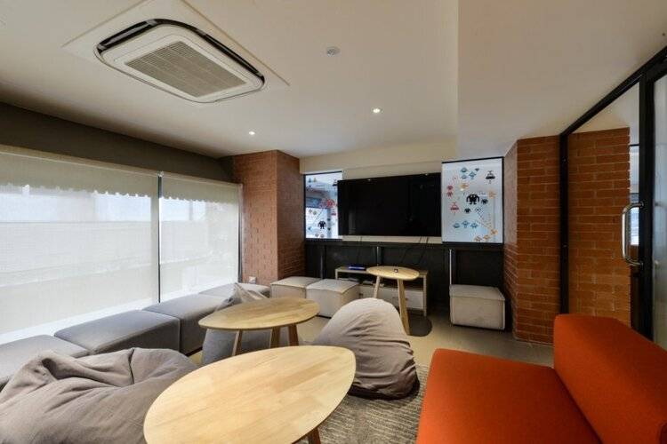 Kokotel Bangkok Surawong