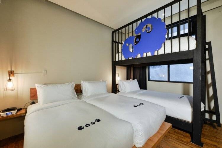Kokotel Bangkok Surawong