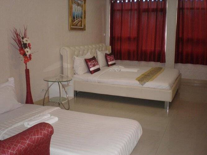 OYO 102 Diamond Residence Hotel
