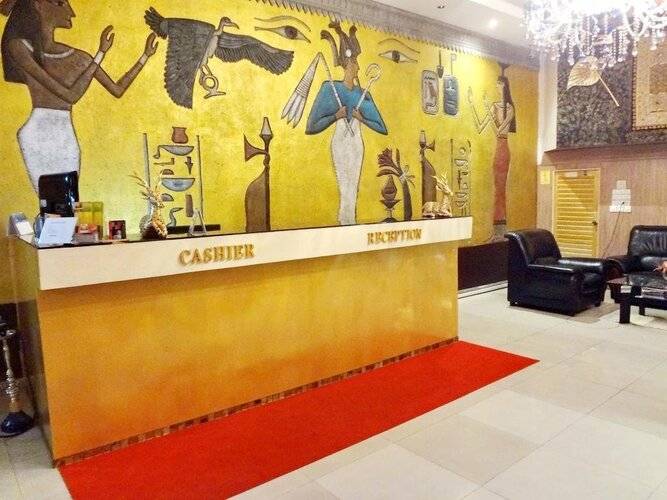 OYO 102 Diamond Residence Hotel