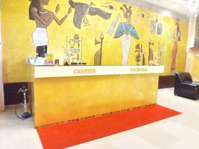 OYO 102 Diamond Residence Hotel