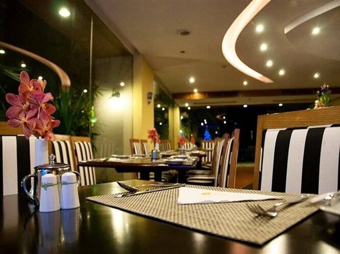 Rembrandt Sukhumvit