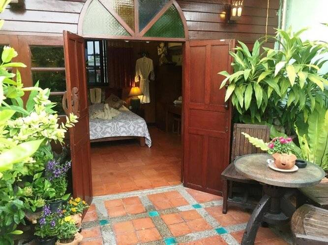 Shanti Lodge Bangkok