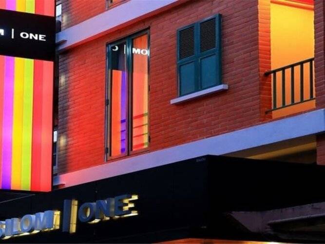 Silom One