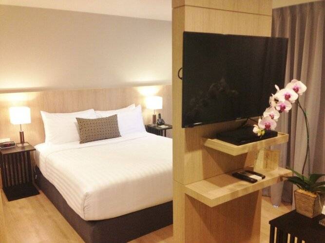 The Residence on Thonglor by UHG