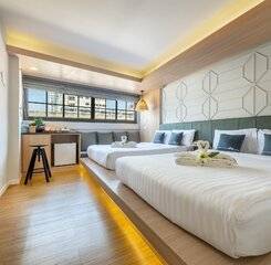 $item['hotel']['name']
