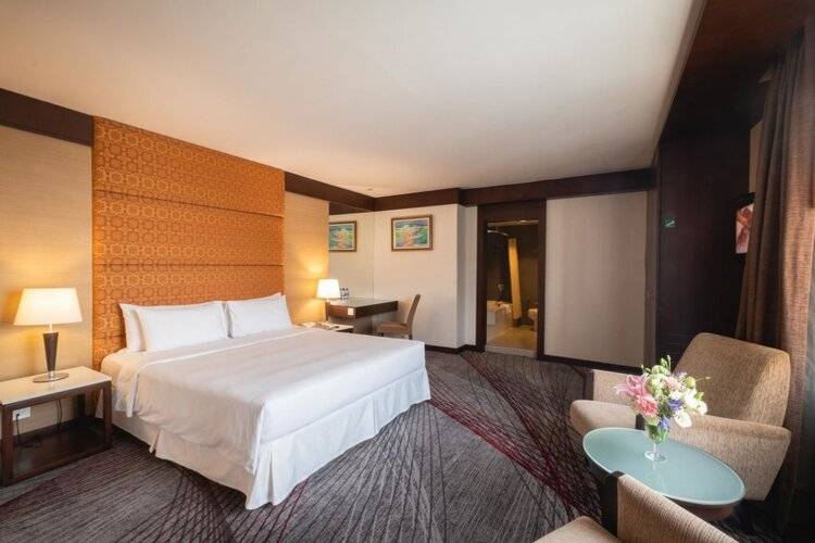 Zenith Sukhumvit Hotel