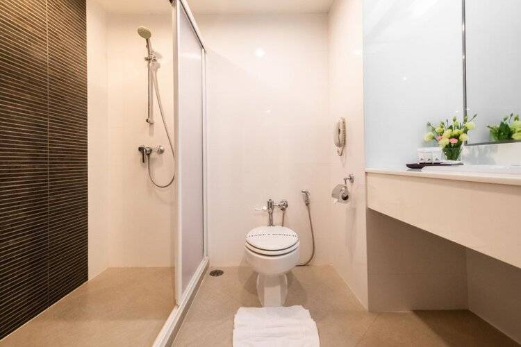 Zenith Sukhumvit Hotel