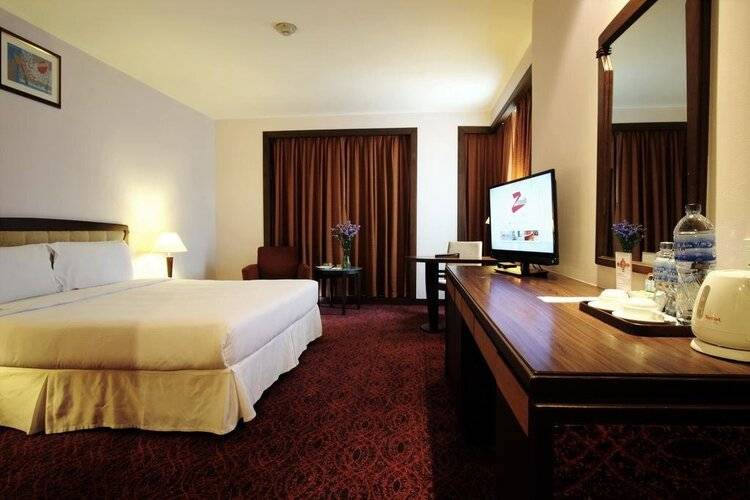Zenith Sukhumvit Hotel