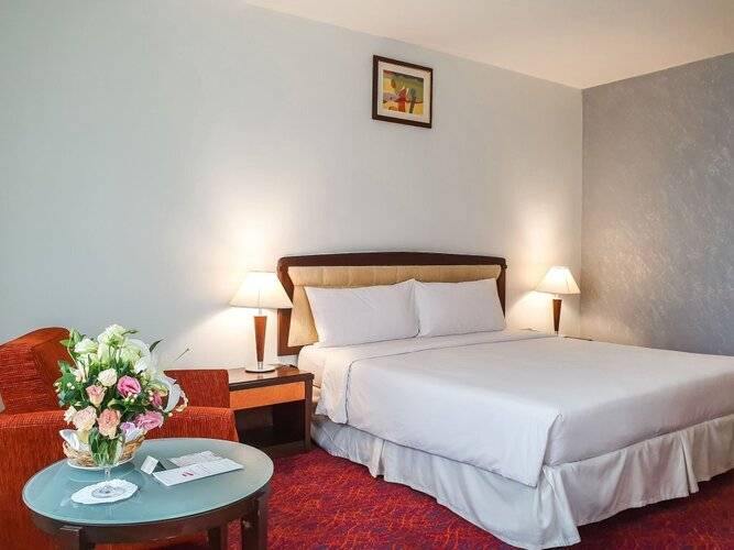 Zenith Sukhumvit Hotel