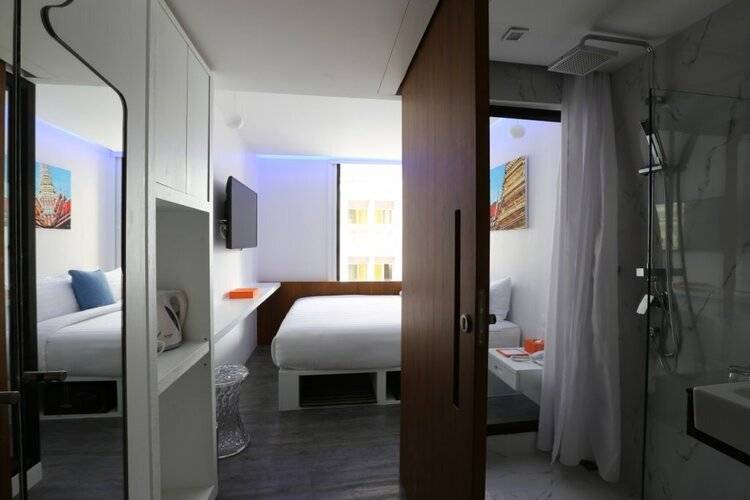 S Box Sukhumvit Hotel