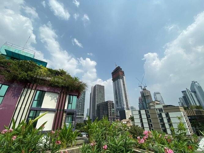 Sukhumvit Suites