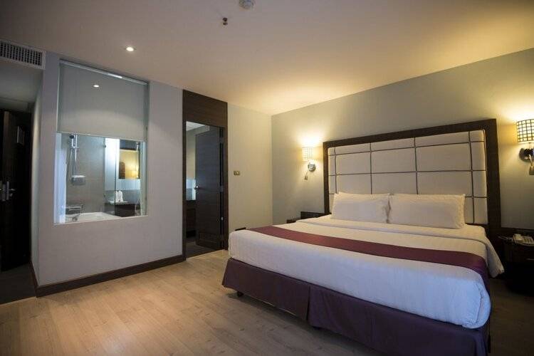Sukhumvit Suites