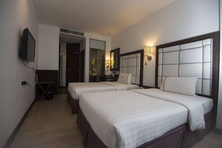 Sukhumvit Suites