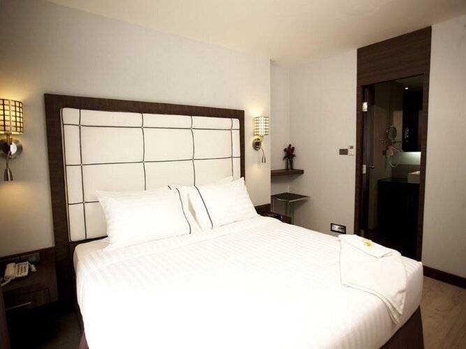 Sukhumvit Suites