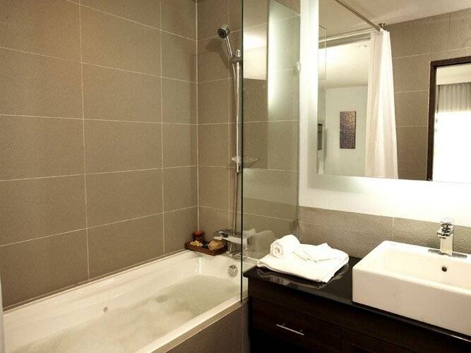 Sukhumvit Suites