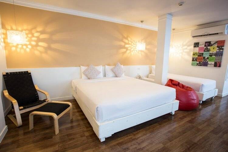First House Hotel