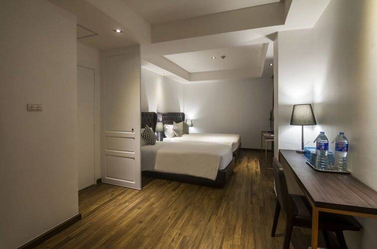 First House Hotel
