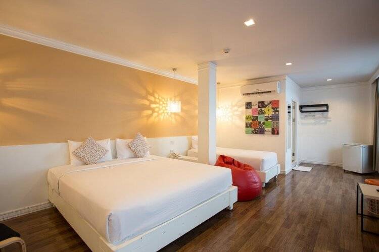 First House Hotel