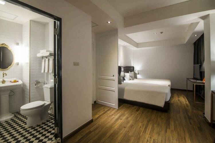 First House Hotel