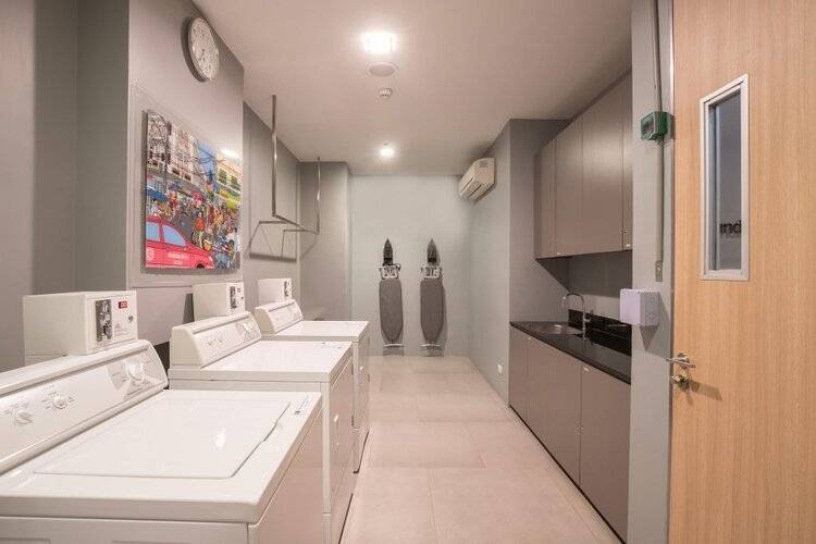 Holiday Inn Express Bangkok Sathorn