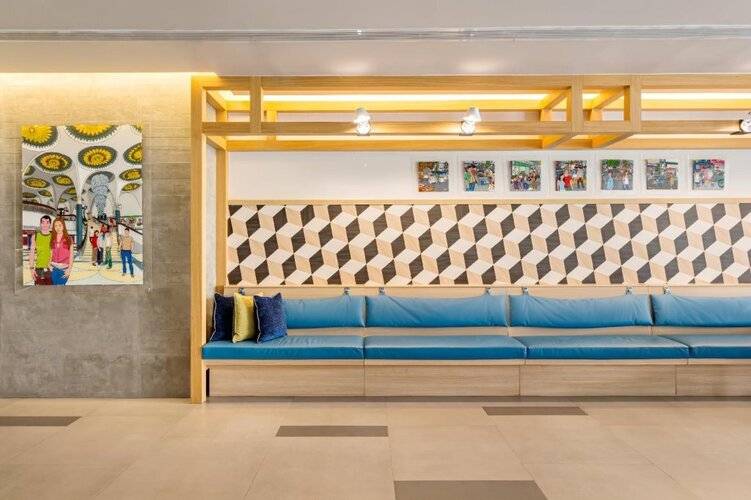 Holiday Inn Express Bangkok Sathorn