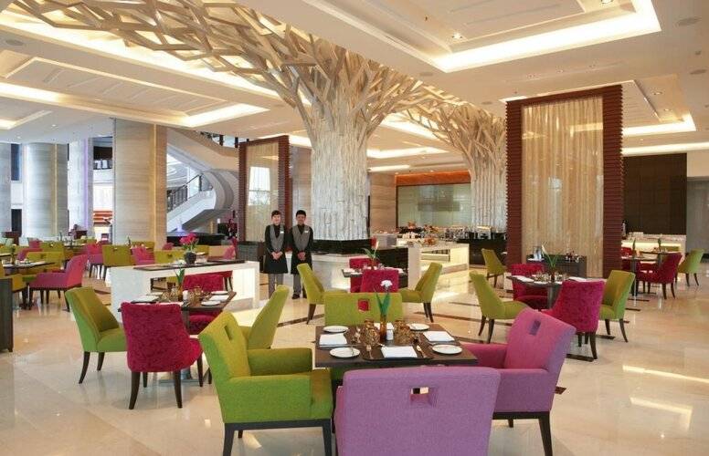 The Grand Fourwings Convention Hotel