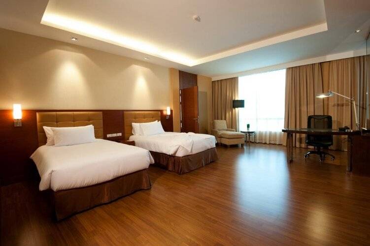 The Grand Fourwings Convention Hotel