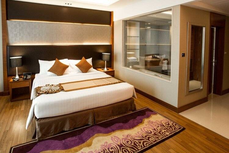 The Grand Fourwings Convention Hotel