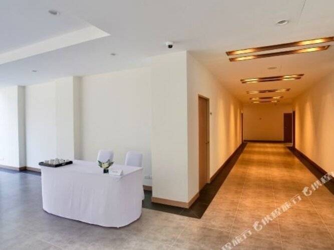 Canalis Suvarnabhumi Airport Hotel (SHA Plus+)