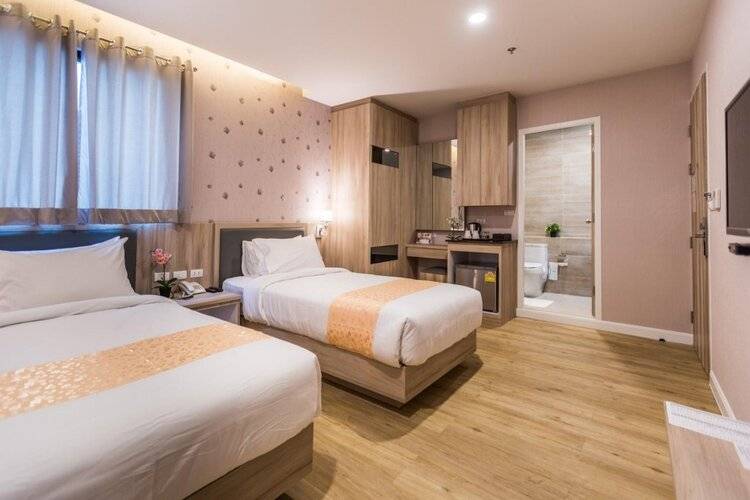 Leela Orchid Hotel