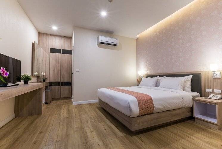 Leela Orchid Hotel