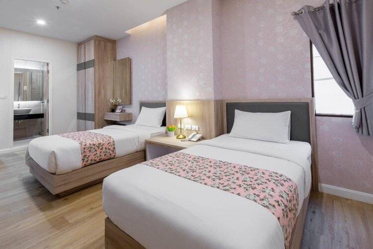 Leela Orchid Hotel