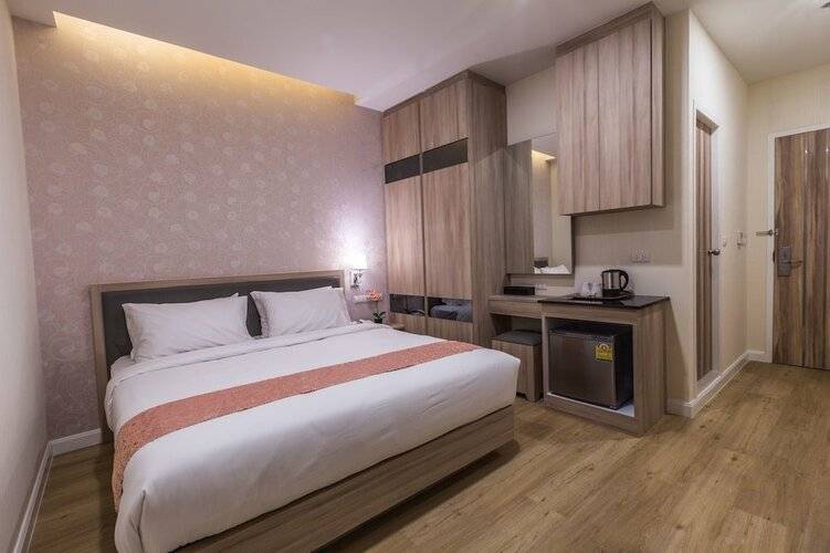 Leela Orchid Hotel