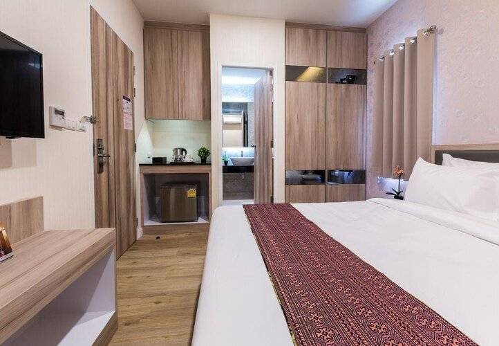 Leela Orchid Hotel