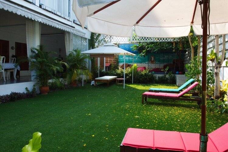 Barefeet Naturist Resort