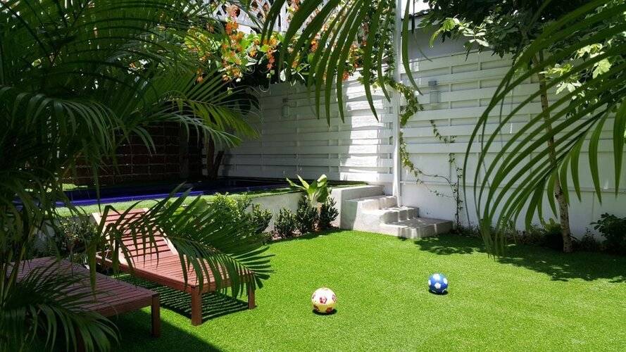 Barefeet Naturist Resort