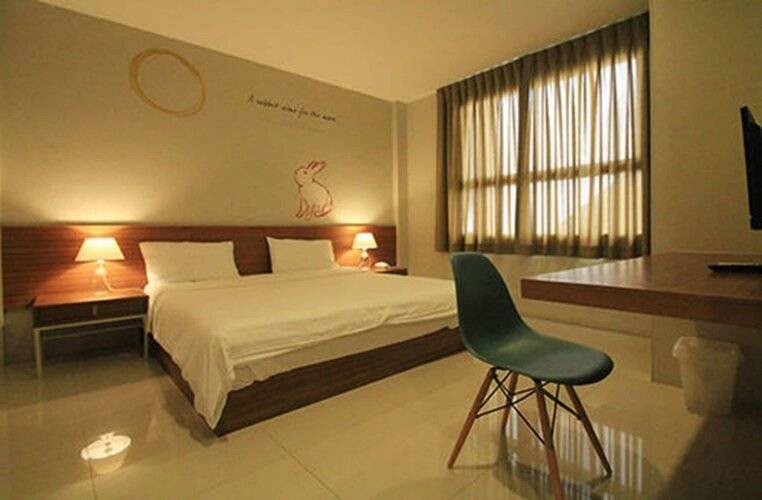 Chern Hostel