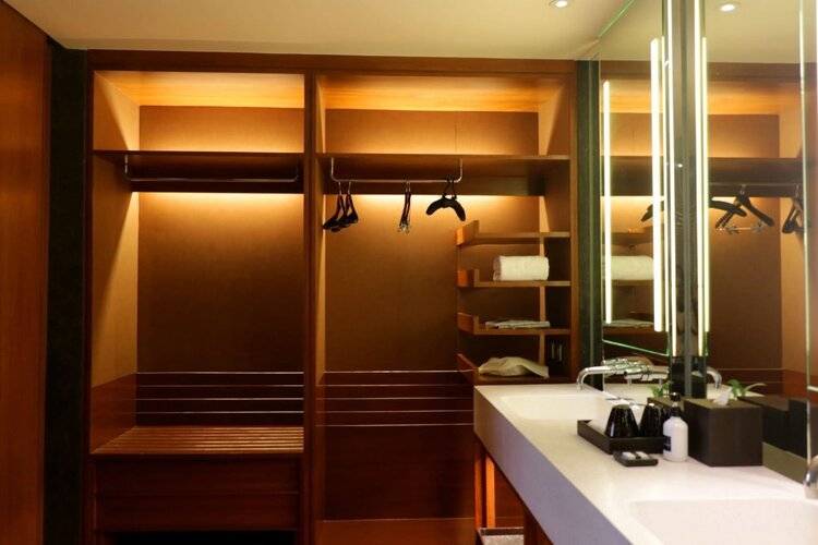 Hansar Bangkok Hotel
