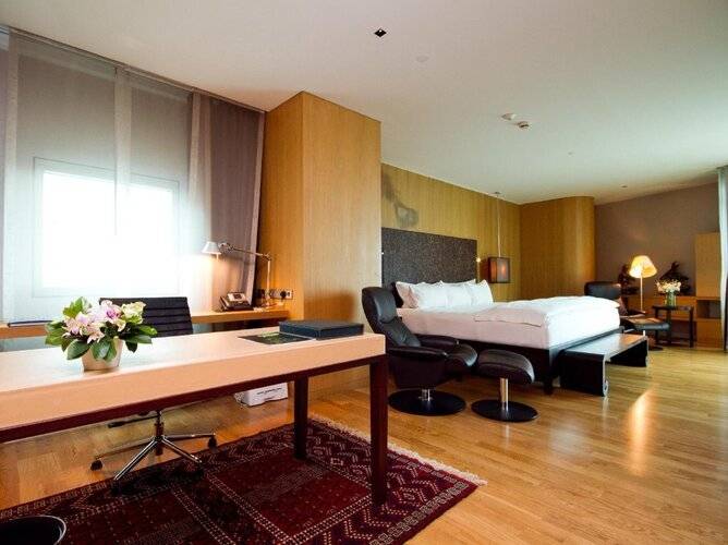 Maduzi Hotel Bangkok