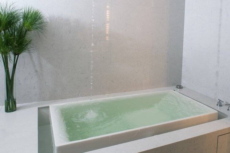 Maduzi Hotel Bangkok