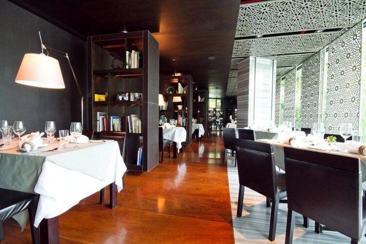 Maduzi Hotel Bangkok