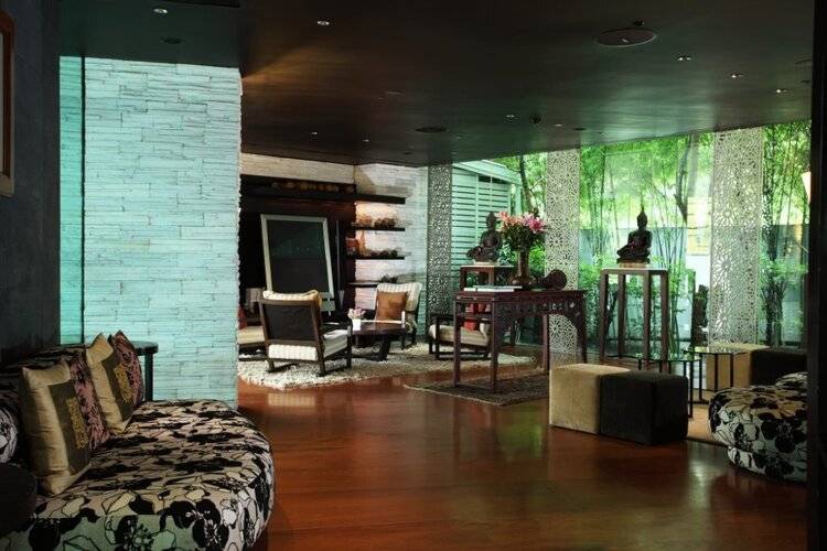Maduzi Hotel Bangkok